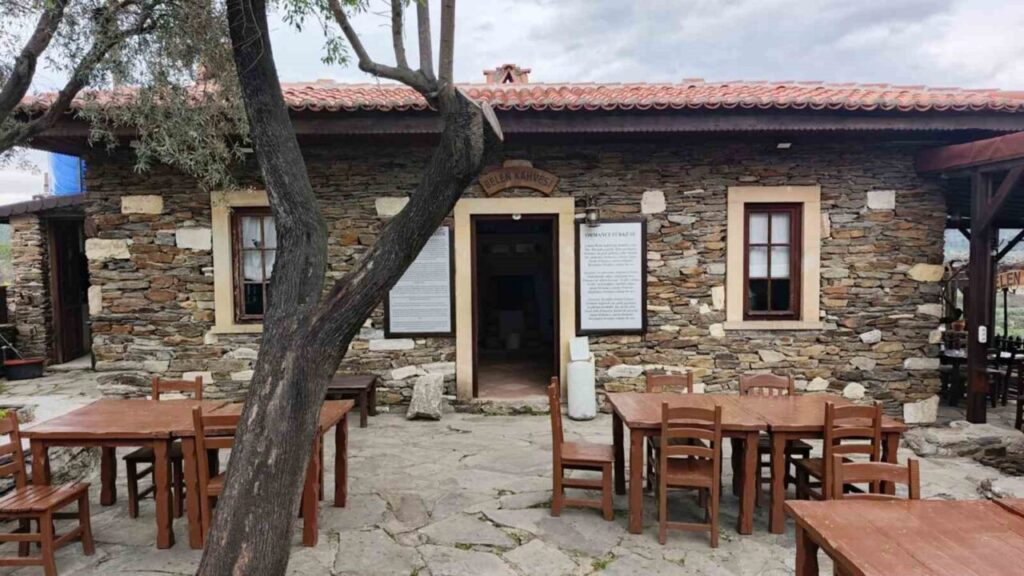 Belen Kahvesi yenilenen yüzüyle ziyaretçilerini ağırlıyor