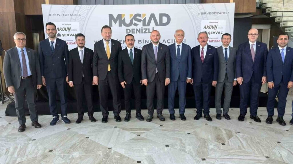 Muğla MÜSİAD, Denizli Şubesinin yeni hizmet binası açılışına katıldı