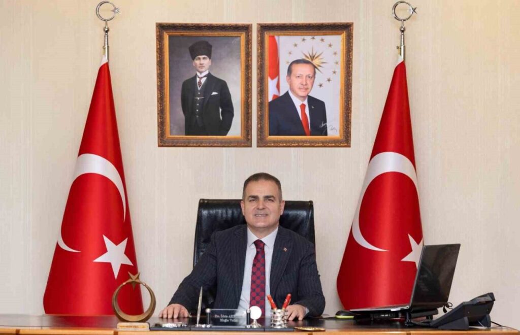 Vali Akbıyık: “Mavi Vatan’ımıza kararlılıkla sahip çıkıyoruz”