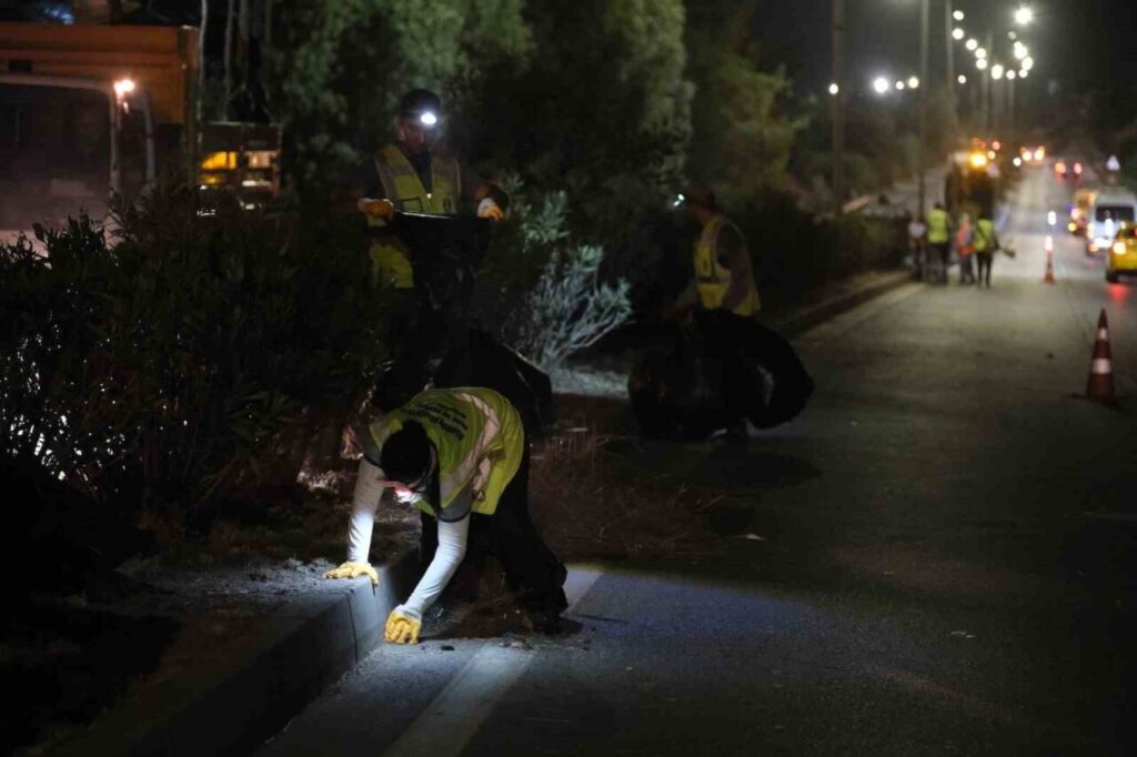 150 kişilik ekiple Emin Anter Bulvarı’nda gece mesaisi