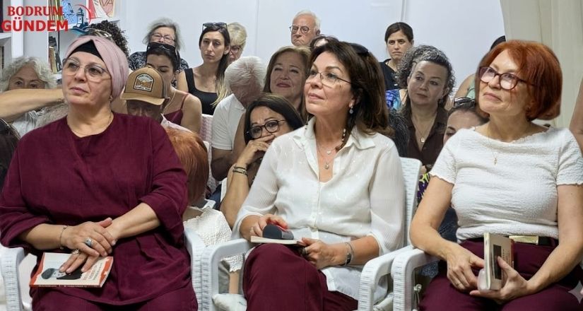 Babalarının Şiirlerini Gözyaşlarıyla Okudular