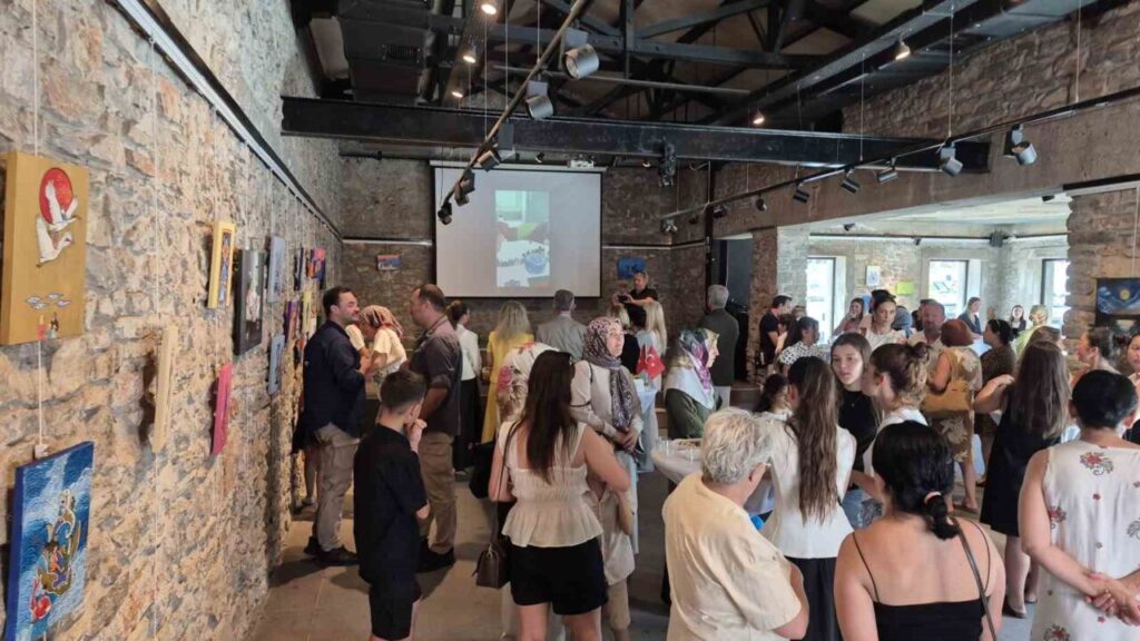 Bodrum’da “Mutlu Aile Mutlu Toplum” sergisi