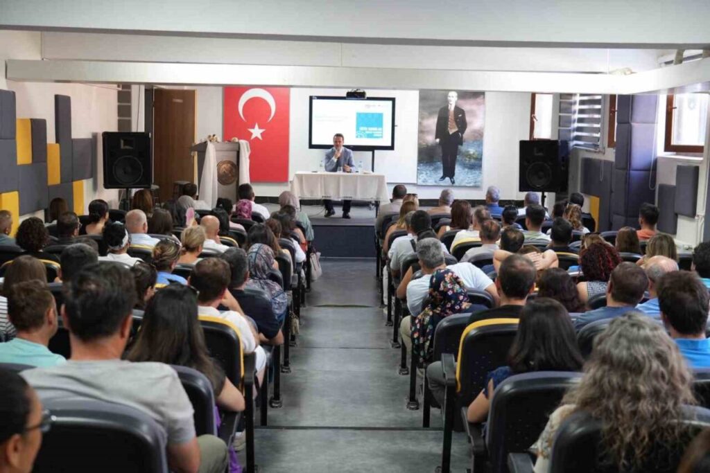Yönetici adayları geleceğe hazırlanıyor